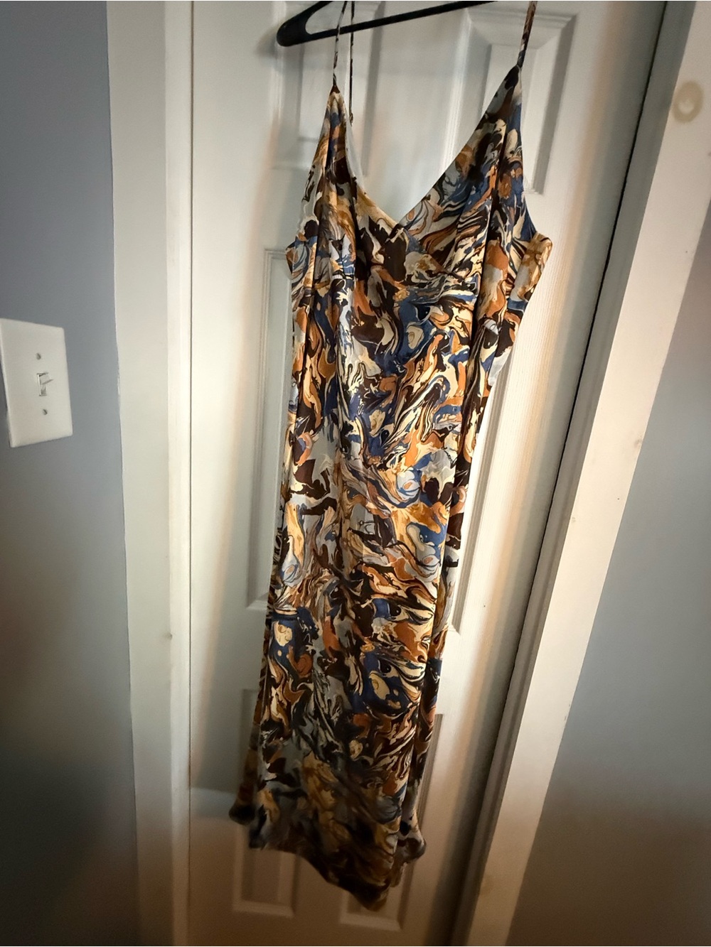 Abercrombie & Fitch -Print Maxi Slip Dress in Blue, Brown & Cream